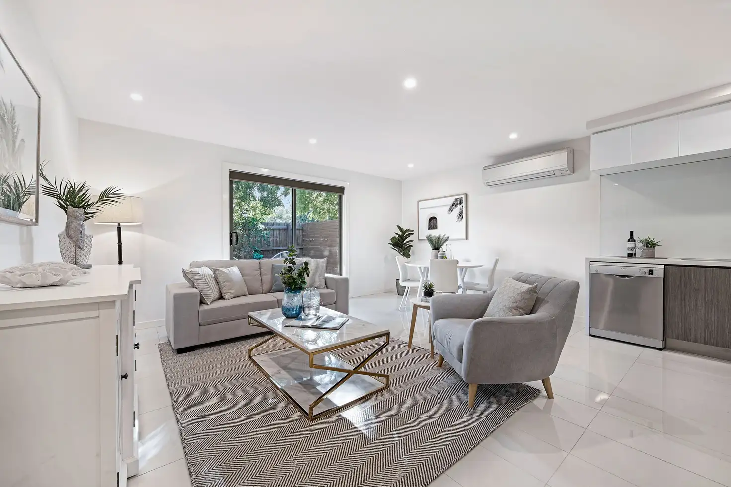 Main view of Homely apartment listing, 4/151 Huntingdale Road, Ashwood VIC 3147