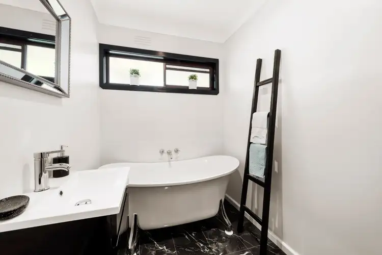 Sixth view of Homely house listing, 10 California Crescent, Ferntree Gully VIC 3156