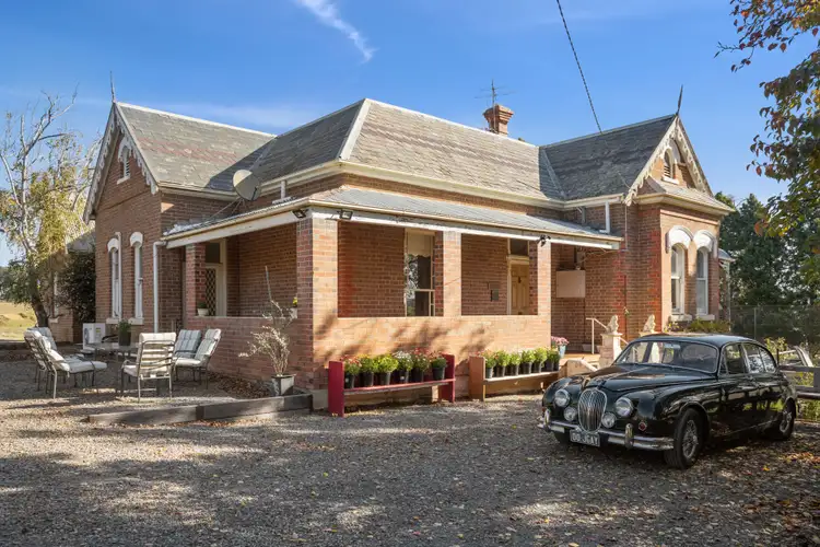 54 Brisbane Grove Road, Goulburn NSW 2580