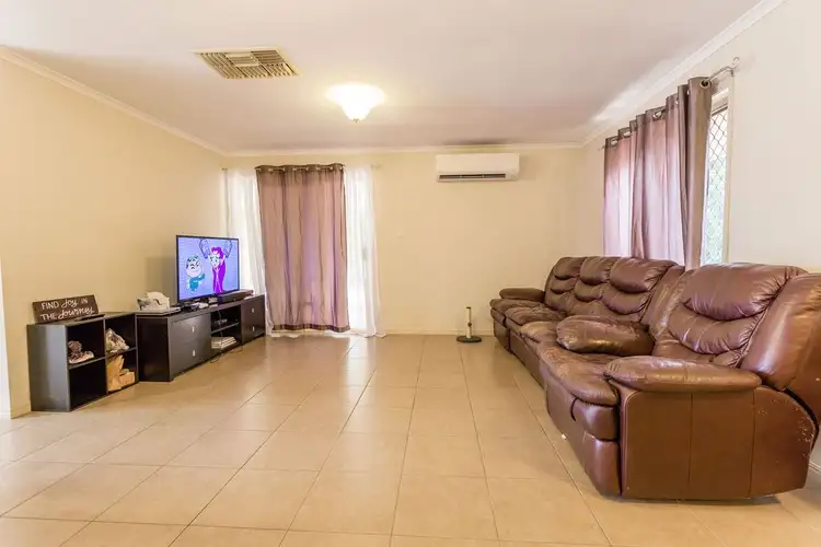Sixth view of Homely house listing, 17 Dawn Crescent, Emerald QLD 4720