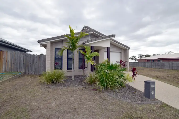 13 Seagull Boulevard, Kirkwood QLD 4680