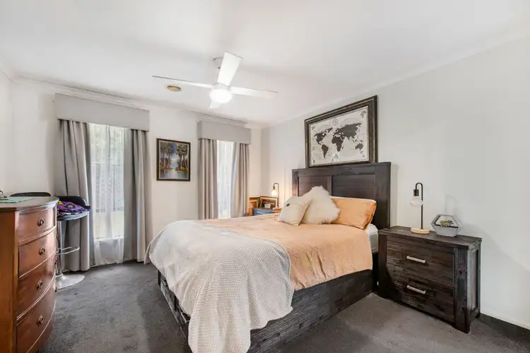 Sixth view of Homely house listing, 5 Tulip Court, Hillside VIC 3037