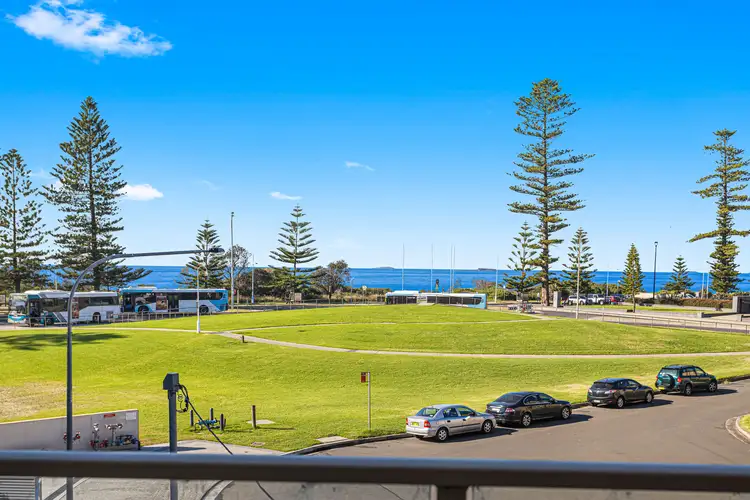 Main view of Homely unit listing, 7/6 Parkside Avenue, Wollongong NSW 2500