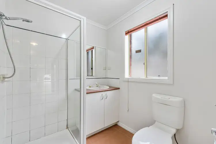 Sixth view of Homely house listing, 39 Hepburn Way, Caroline Springs VIC 3023