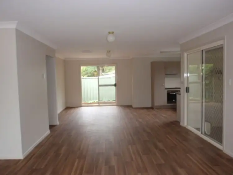 Fourth view of Homely semi-detached listing, 32 Riverview Street, Emerald QLD 4720