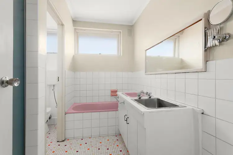 Fourth view of Homely apartment listing, 5/145 Murrumbeena Road, Murrumbeena VIC 3163
