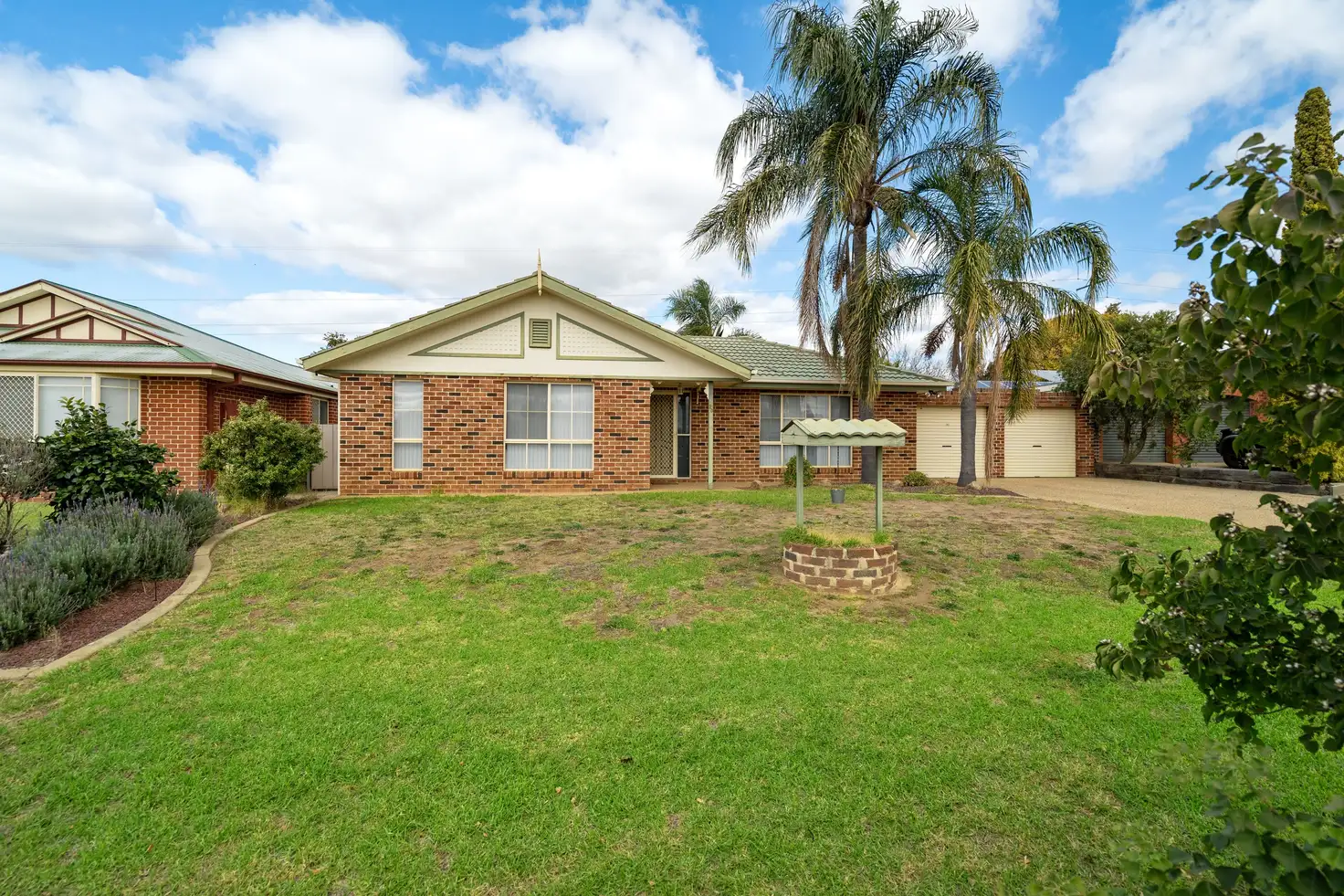 Main view of Homely house listing, 20 Kaldari Crescent, Glenfield Park NSW 2650