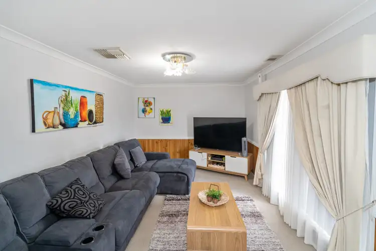 Second view of Homely house listing, 20 Kaldari Crescent, Glenfield Park NSW 2650