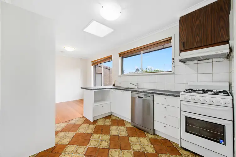 Fourth view of Homely house listing, 10 Walnut Court, Kings Park VIC 3021