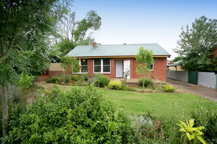 26 Bolger Avenue, Mount Austin NSW 2650