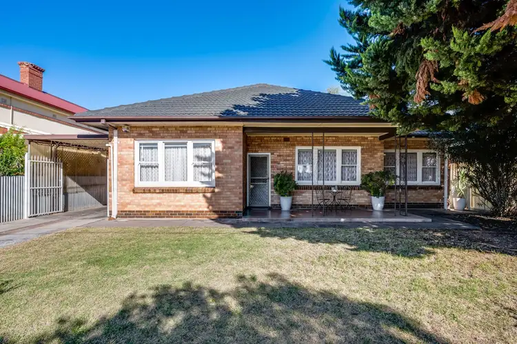 31 Westmoreland Road, Grange SA 5022