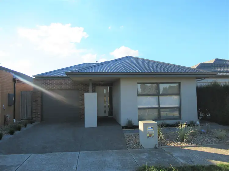 Main view of Homely house listing, 8 Sundial Parade, Epping VIC 3076