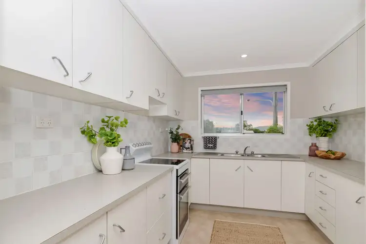 Fifth view of Homely house listing, 4 Forsyth Court, Thuringowa Central QLD 4817