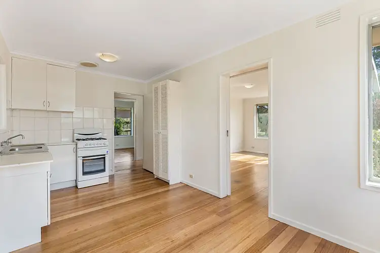 Fifth view of Homely house listing, 33 Bewsell Avenue, Scoresby VIC 3179