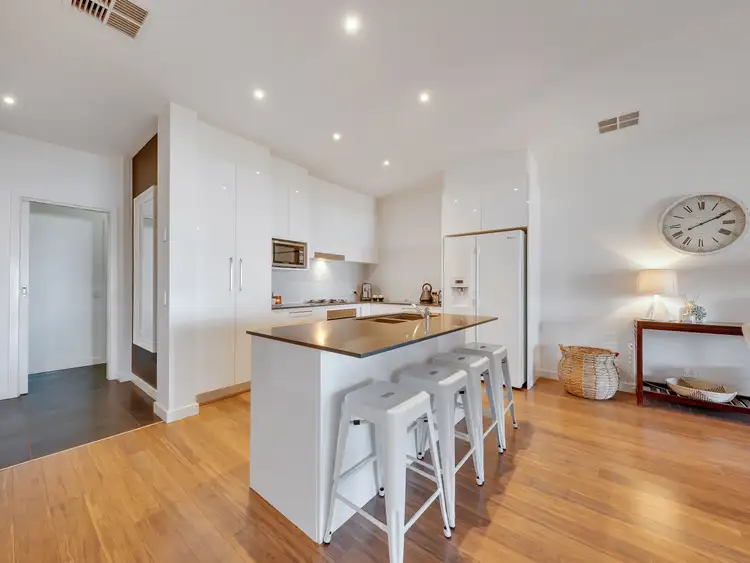 Fourth view of Homely house listing, 2/10 Luton Drive, Yarrawonga VIC 3730