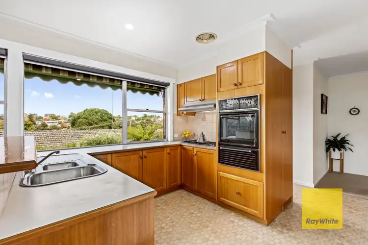 Fourth view of Homely house listing, 7 Greyfern Court, Highton VIC 3216