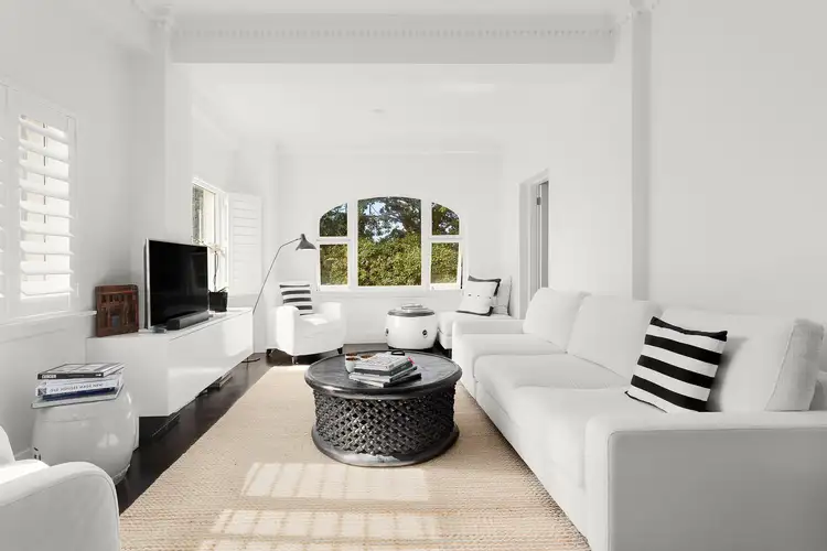 Third view of Homely apartment listing, 12a/6a Greenknowe Avenue, Elizabeth Bay NSW 2011