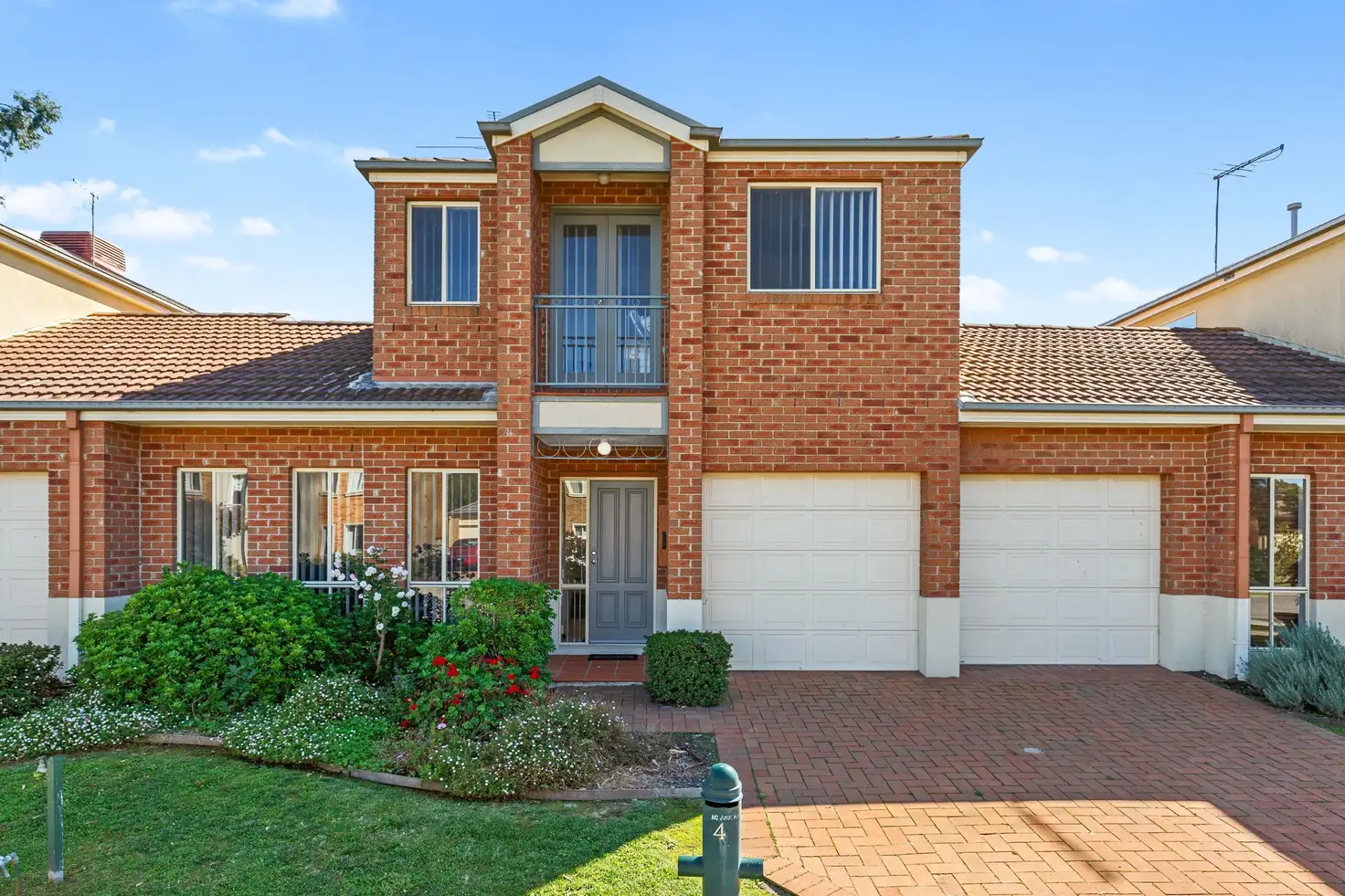 Main view of Homely townhouse listing, 4 Crepe Myrtle Crescent, South Morang VIC 3752