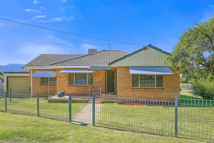 20 Campbell Street, Tamworth NSW 2340