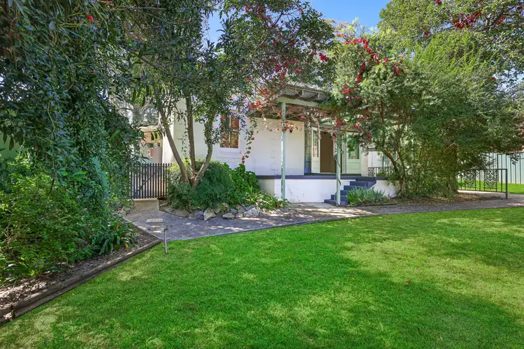 52 Dowell Avenue, Tamworth NSW 2340