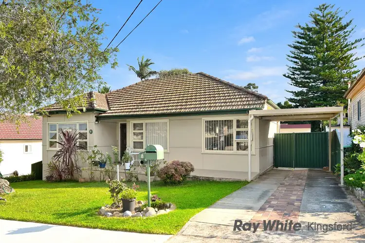 8 Forshaw Avenue, Peakhurst NSW 2210