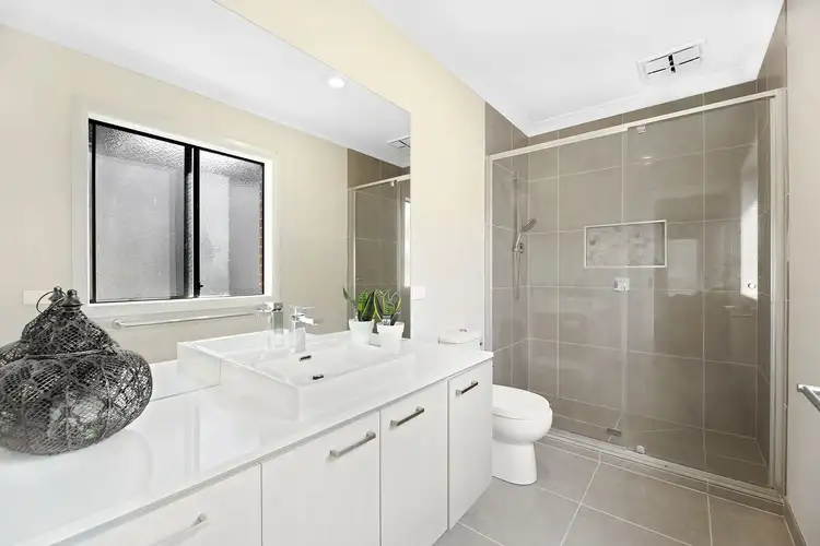 Sixth view of Homely house listing, 11 Bunyip Drive, Drouin VIC 3818