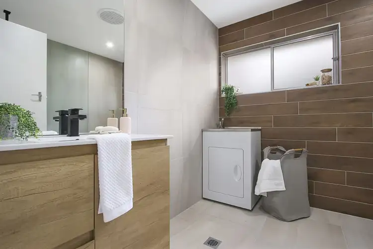 Sixth view of Homely house listing, 4/228 Olive Street, South Albury NSW 2640