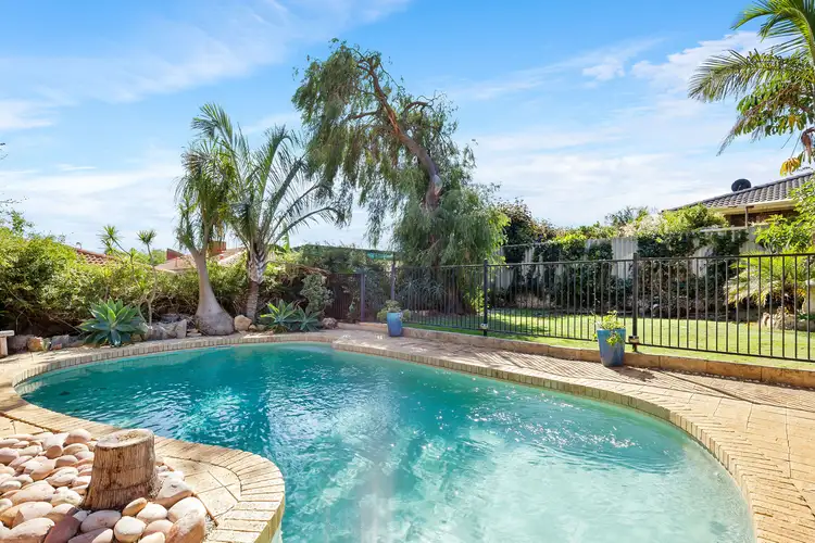 8 Shiel Way, Hamersley WA 6022