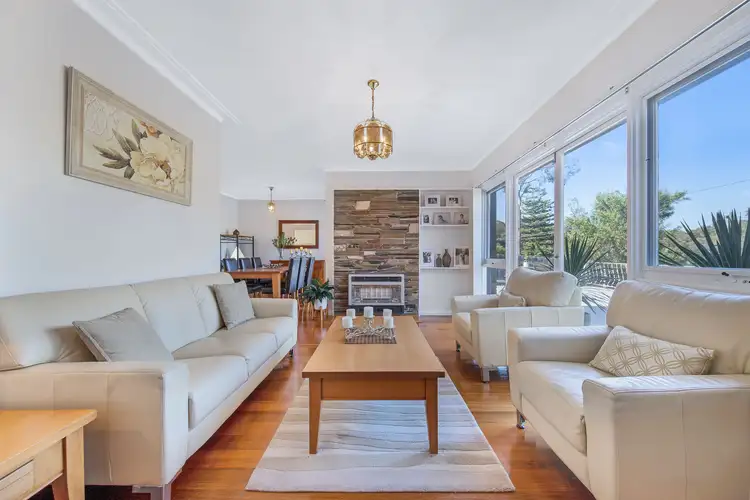 27 Marianne Way, Mount Waverley VIC 3149