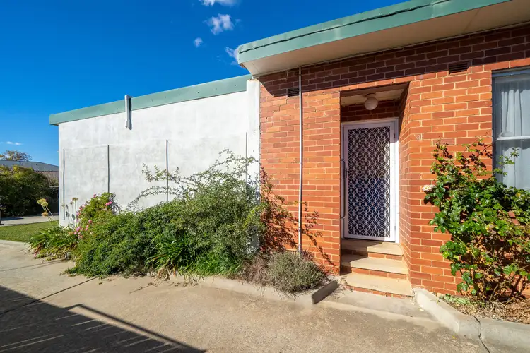 Second view of Homely unit listing, 2/9 Gerald Street, Queanbeyan NSW 2620
