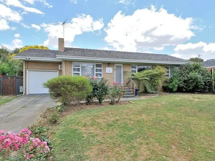 13 Avon Crescent, Viveash WA 6056