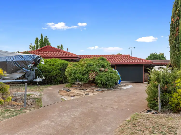 1 Waitara Court, Morphett Vale SA 5162