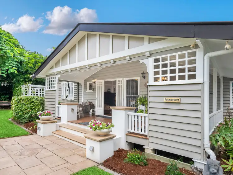 71 Long Street West, Graceville QLD 4075