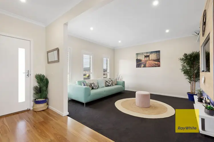 Second view of Homely house listing, 7 Leo Court, Bannockburn VIC 3331