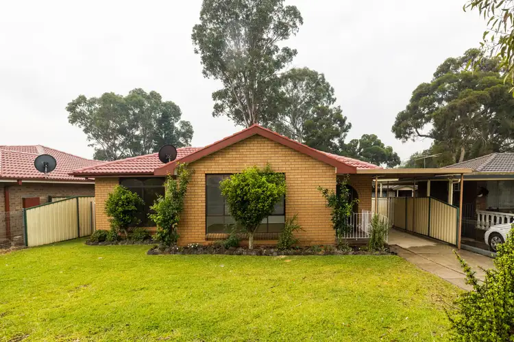 33 Nellie Stewart Drive, Doonside NSW 2767