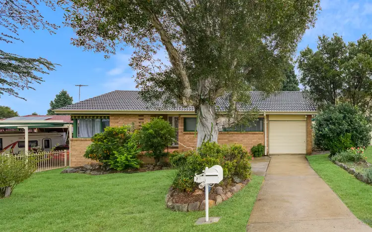 7 Cooradilla Place, Bradbury NSW 2560