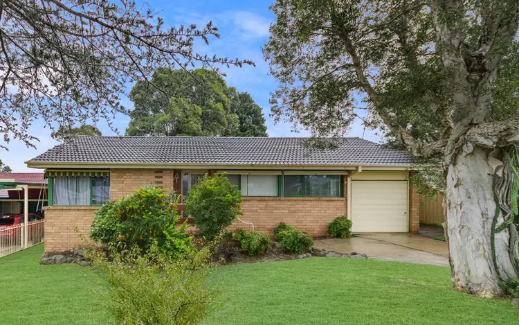 Second view of Homely house listing, 7 Cooradilla Place, Bradbury NSW 2560