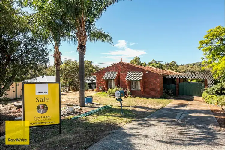 16 Booralie Way, Maida Vale WA 6057