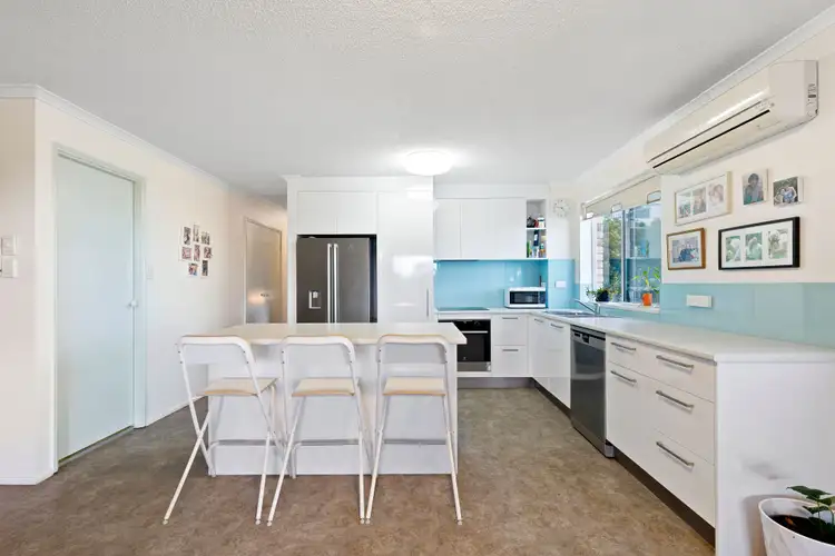 Fifth view of Homely unit listing, Unit 2/62 Albert Street, Kings Beach QLD 4551