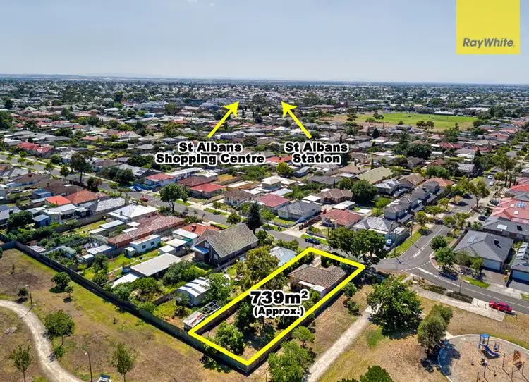Fifth view of Homely house listing, 3 Pennell Avenue, St Albans VIC 3021