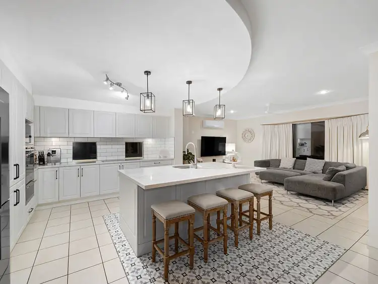 Sixth view of Homely house listing, 8 Estonia Avenue, Bridgeman Downs QLD 4035