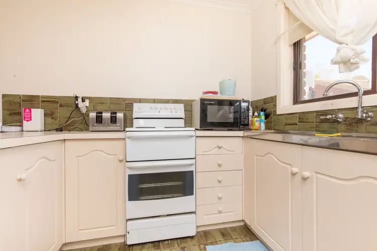 Fifth view of Homely house listing, 2/4 Eileen Street, Mildura VIC 3500