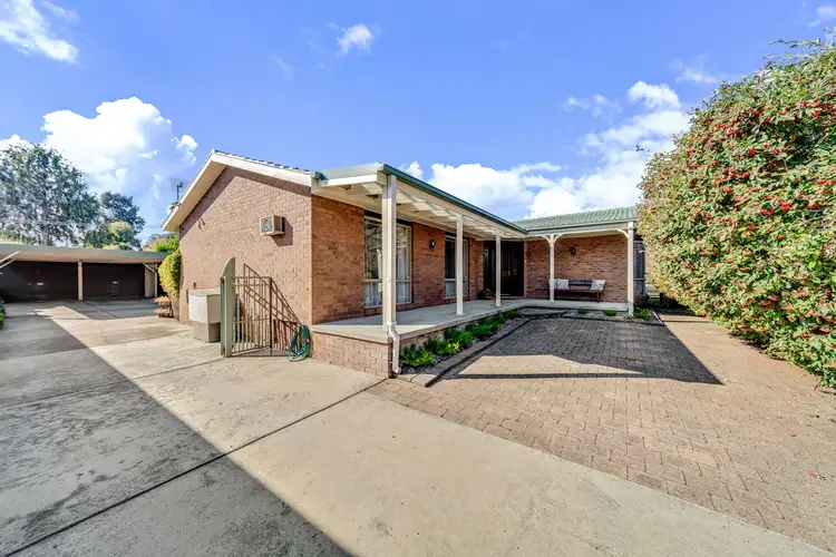 Second view of Homely house listing, 15 Bokhara Circuit, Kaleen ACT 2617