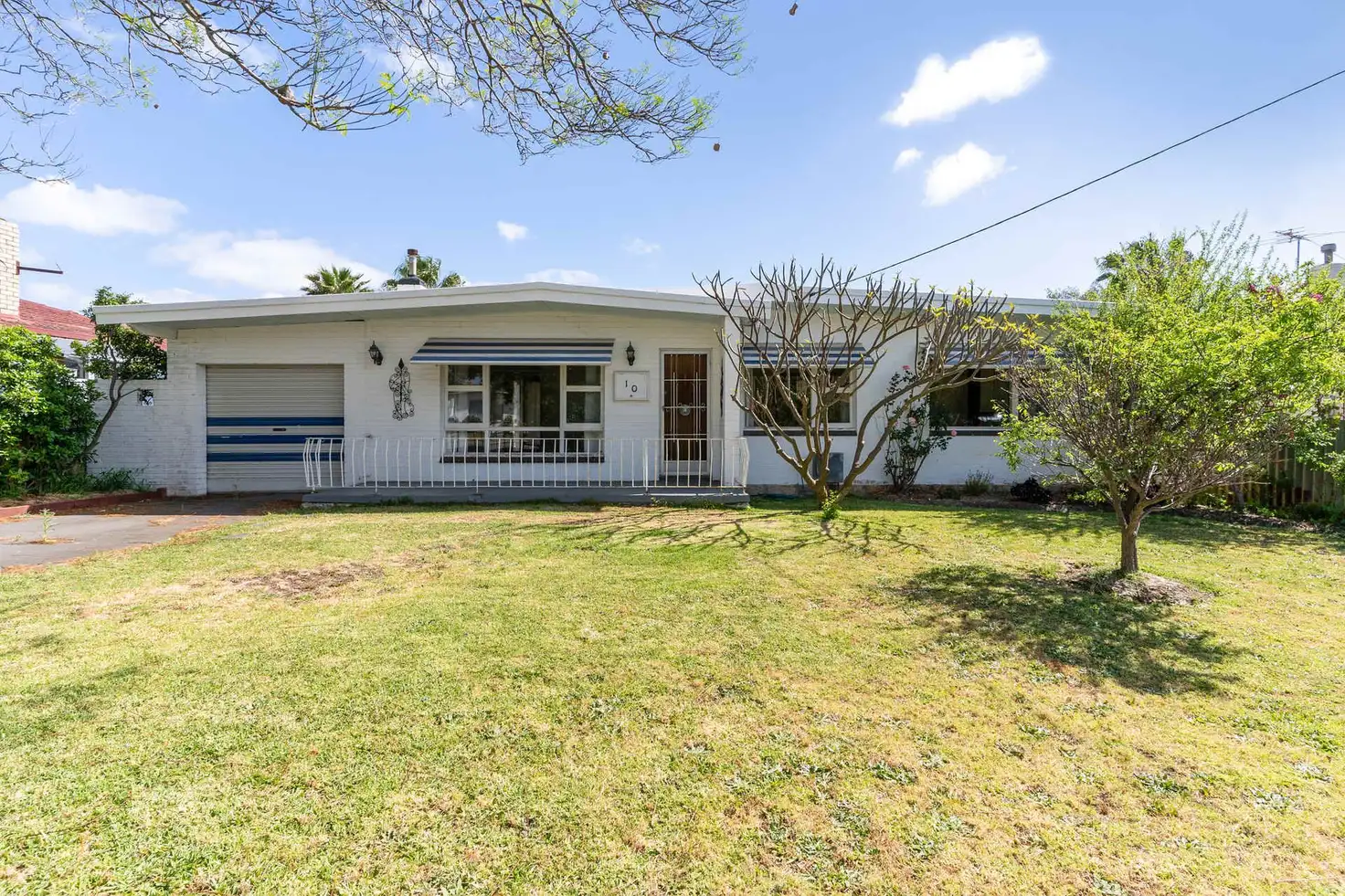 Main view of Homely house listing, 10 Wendron Street, Cloverdale WA 6105