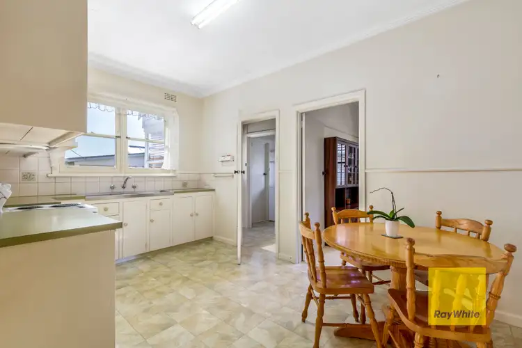 Fifth view of Homely house listing, 18 Weeroona Avenue, Hamlyn Heights VIC 3215