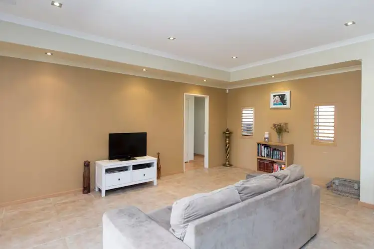 Seventh view of Homely house listing, 2 Rupara Circle, Quinns Rocks WA 6030