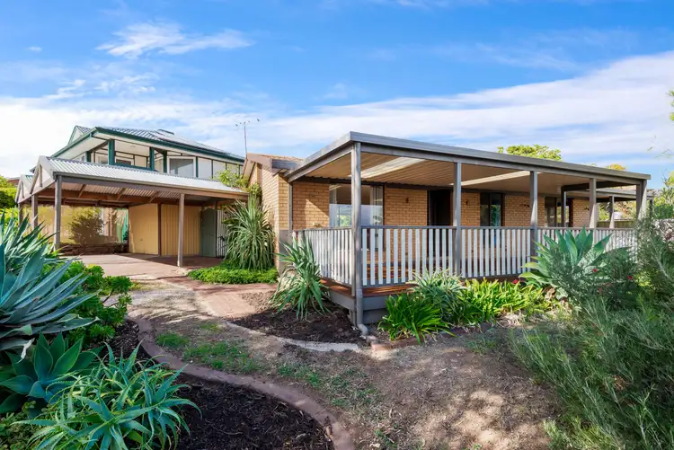 13 Manunda Way, Hallett Cove SA 5158