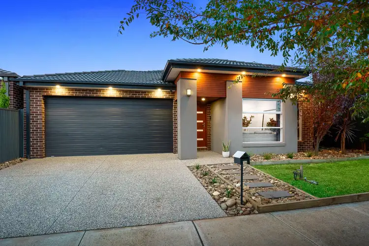 16 Concorde Avenue, Fraser Rise VIC 3336