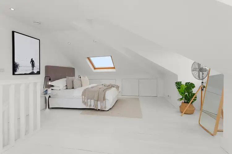 Fifth view of Homely apartment listing, 5/21 Beach Road, Bondi Beach NSW 2026