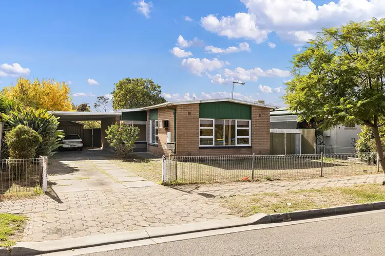 8 Thornton Road, Greenacres SA 5086